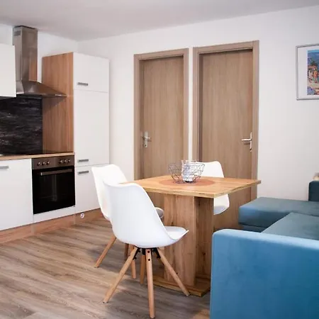 Amber In The Centar Apartment Kastela